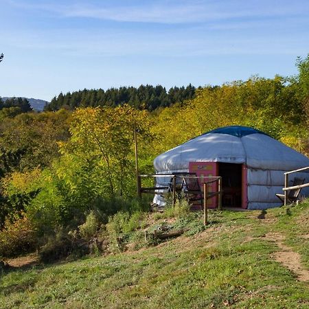מלון La Ferme Saint Jean - Les Yourtes מראה חיצוני תמונה